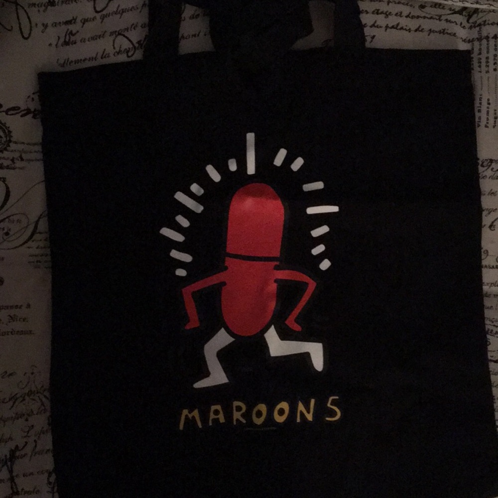 Maroon 5 red pill blues tour tote bag